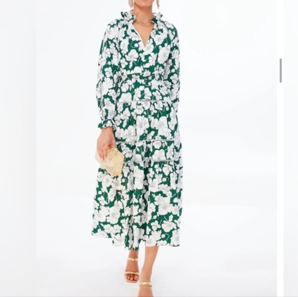 Tuckernuck Dresses & Skirts - Tuckernuck Emerald Green and White Floral Tiered Midi Dress